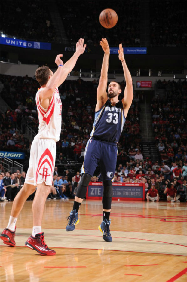 在亚冠比赛 在亚冠比赛