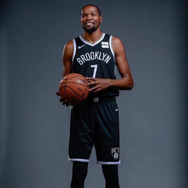 3布莱顿队 3布莱顿队