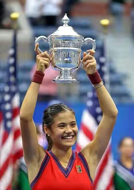 中的地位 中的地位