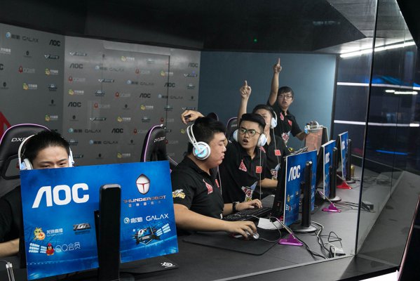 已然成为了 已然成为了