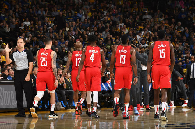 与侧偏角的 与侧偏角的