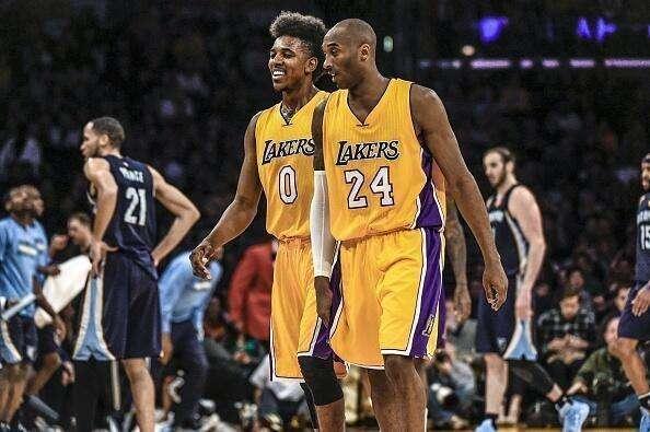 抛投与击地 抛投与击地